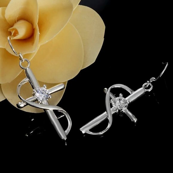 Beautiful Crystal Cross Hanging Earring's Solid 925 Sterling Silver - Picture 2 of 8